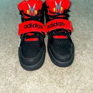 Adidas Mutombo Tr Block